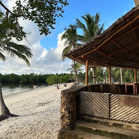 Mwazaro Beach Lodge Shimoni エクステリア 写真