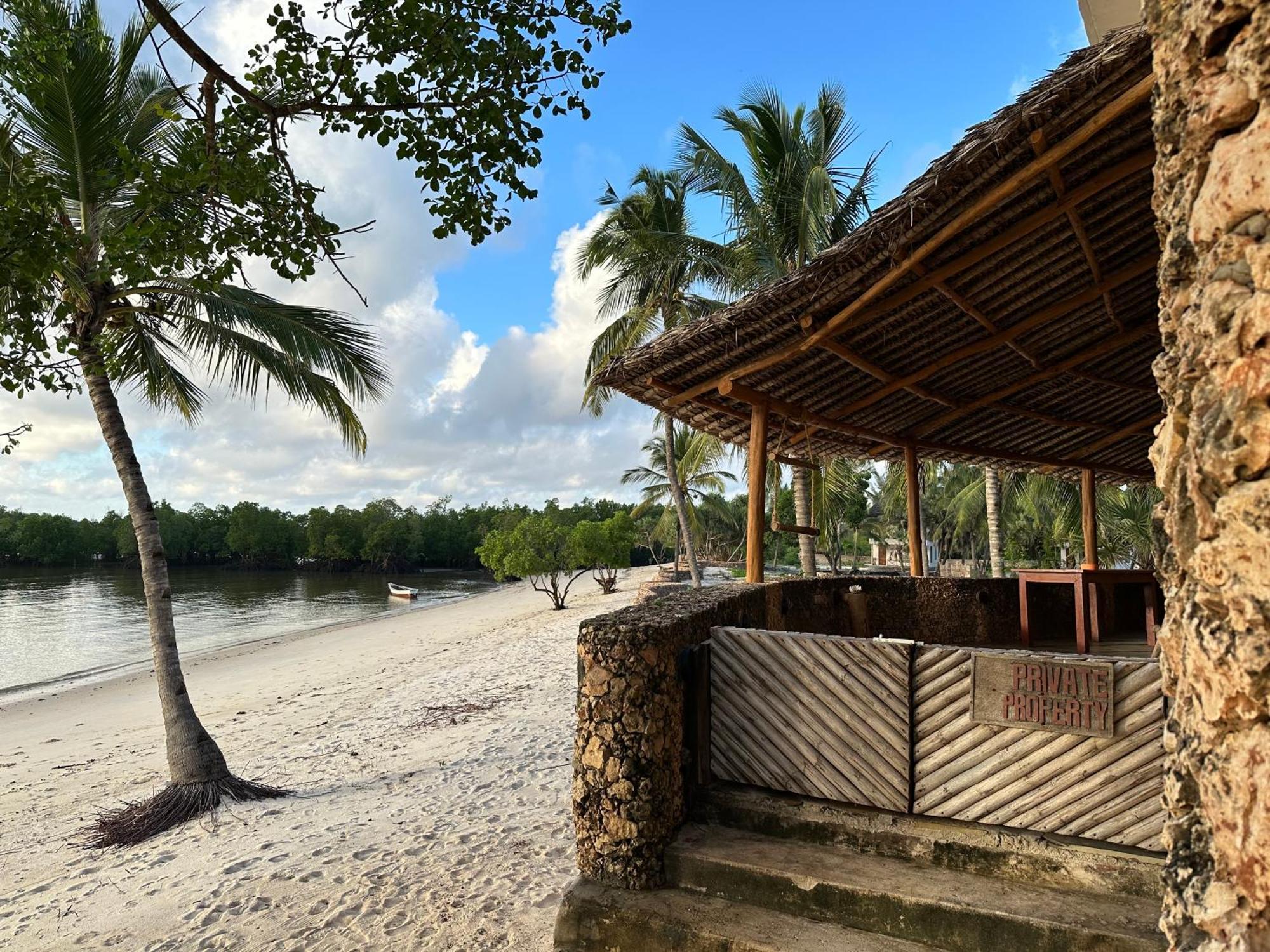 Mwazaro Beach Lodge Shimoni エクステリア 写真